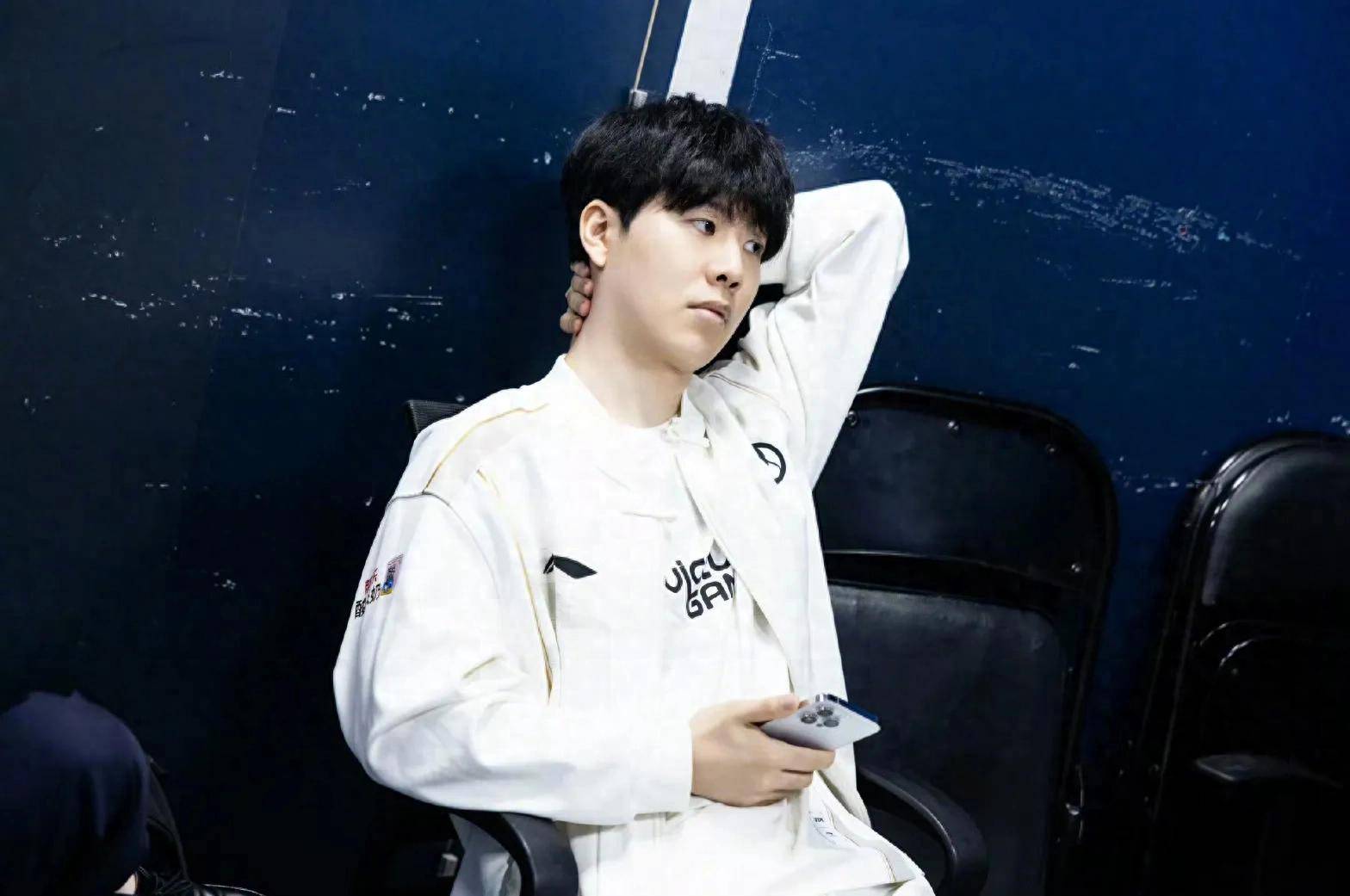 壮士断臂，S04以2650万欧正式出售LEC席位